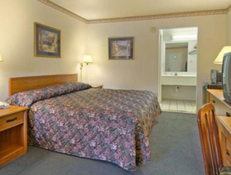Talleyville Days Inn By Wyndham Wilmington Brandywine מראה חיצוני תמונה